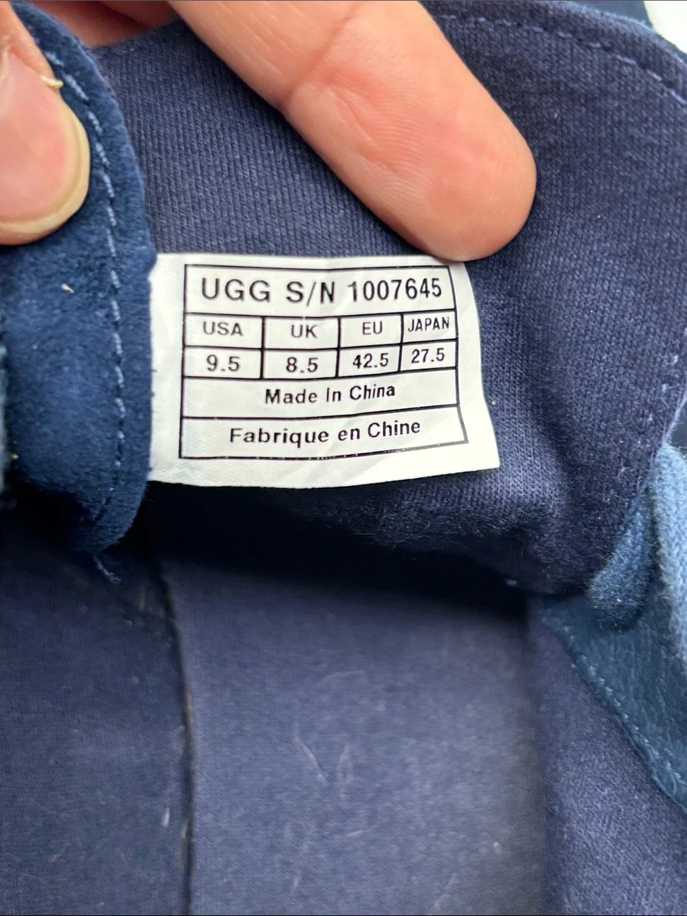 UGG Men's Dark Navy sneakers - Classic Everyday Style, SZ 9.5, box 71